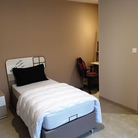 Sci Emel Apartment เลอ ครูโซต์ ภายนอก รูปภาพ