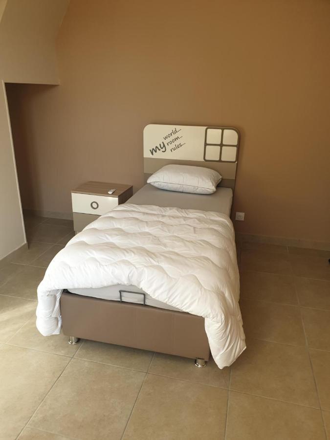 Sci Emel Apartment เลอ ครูโซต์ ภายนอก รูปภาพ